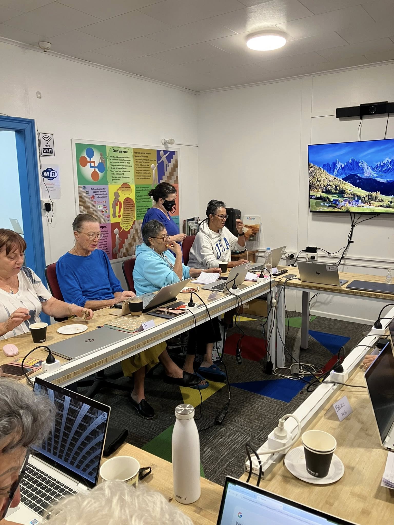 Laptop class participants